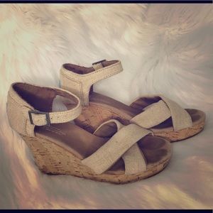 Toms Wedged Sandals